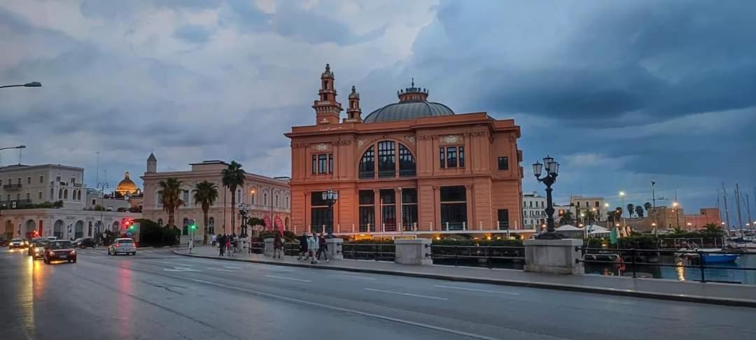 Giglio Rosso Panzió Bari Kültér fotó