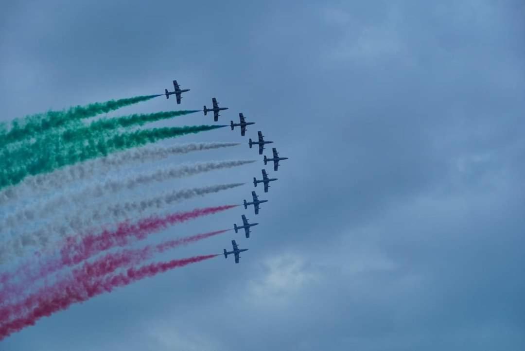 Giglio Rosso Panzió Bari Kültér fotó