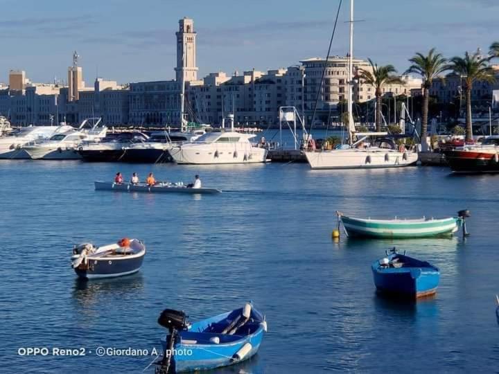 Giglio Rosso Panzió Bari Kültér fotó